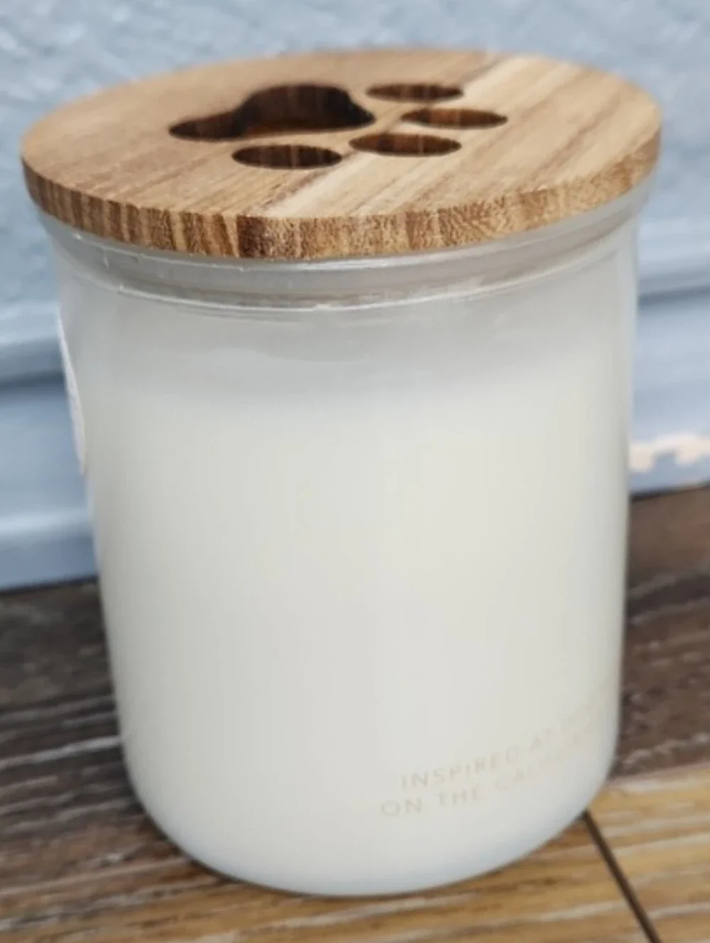 NWT Sand + Paws Candle Chestnut Sugar